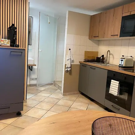 Modernes City-apartment In Apartment